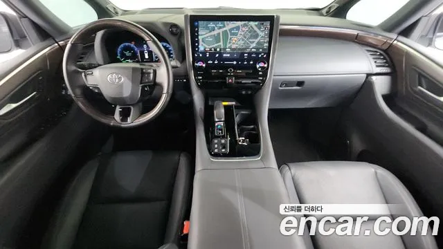 Toyota Alphard — интерьер