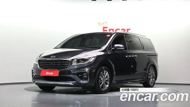 Kia Carnival — экстерьер