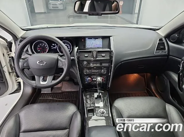 Renault Korea SM7 — интерьер
