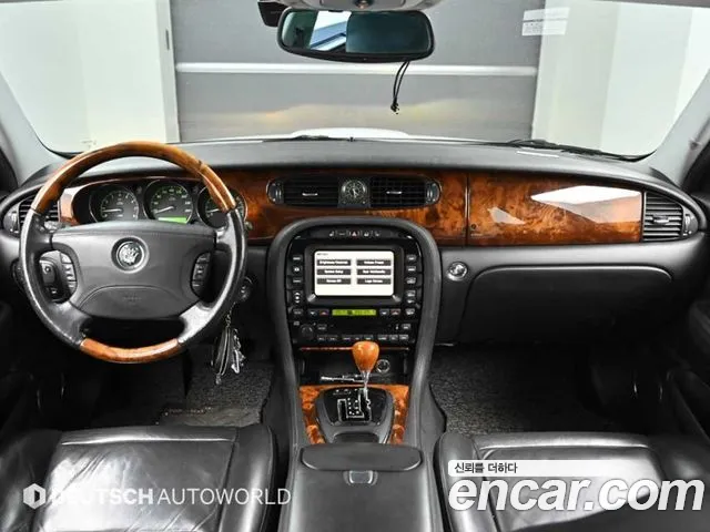 Jaguar XJ-8 — интерьер