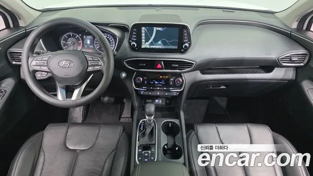 Hyundai Santa Fe — интерьер