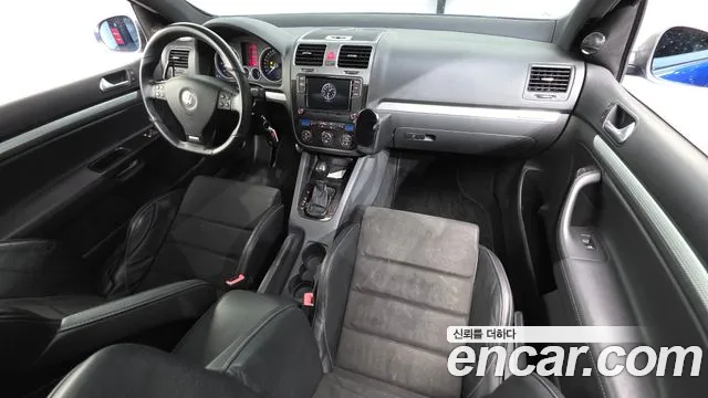 Volkswagen Golf — интерьер