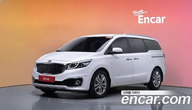Kia Carnival — экстерьер
