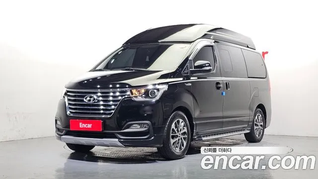 Hyundai Starex
