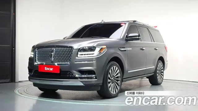 Lincoln Navigator