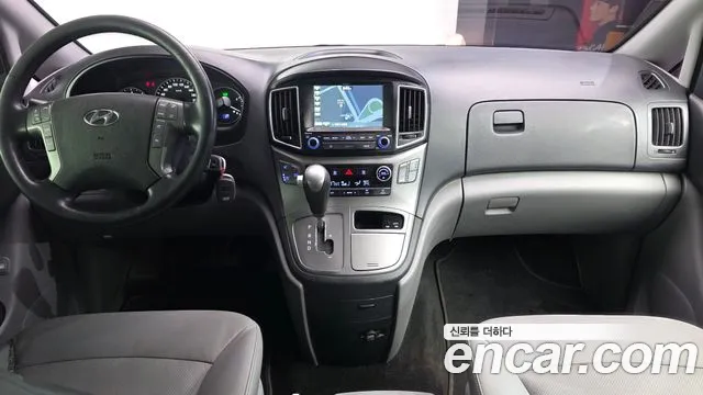 Hyundai Starex — интерьер