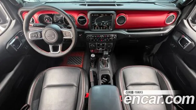 Jeep Gladiator — интерьер