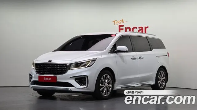 Kia Carnival — экстерьер