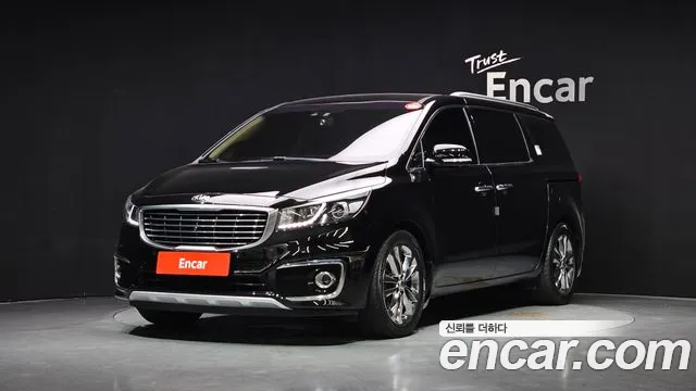 Kia Carnival — экстерьер