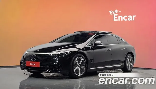 Mercedes-Benz EQS