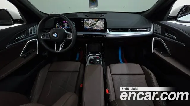 BMW X1 — интерьер