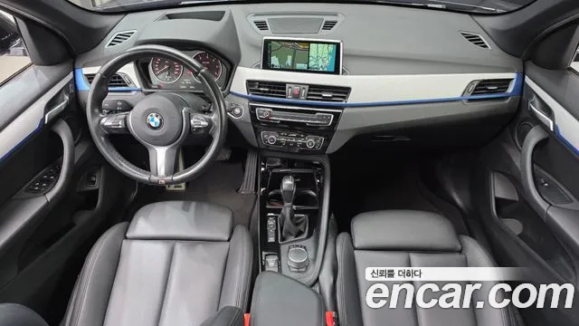 BMW X1 — интерьер
