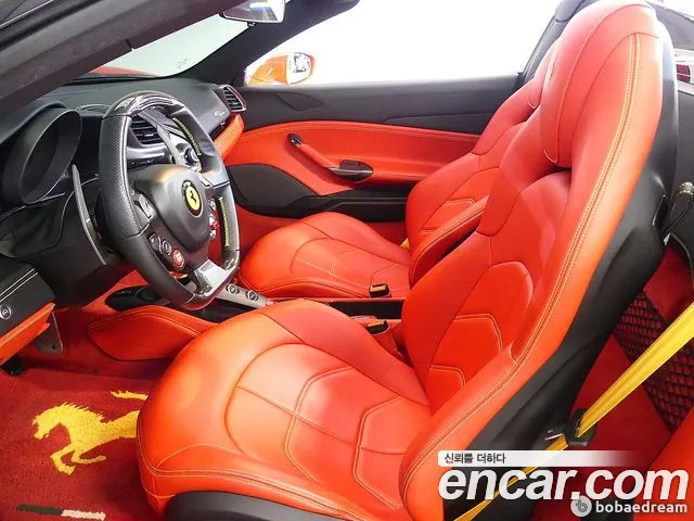 Ferrari 488 — интерьер