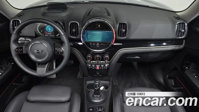 MINI Countryman — интерьер