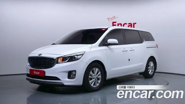 Kia Carnival — экстерьер