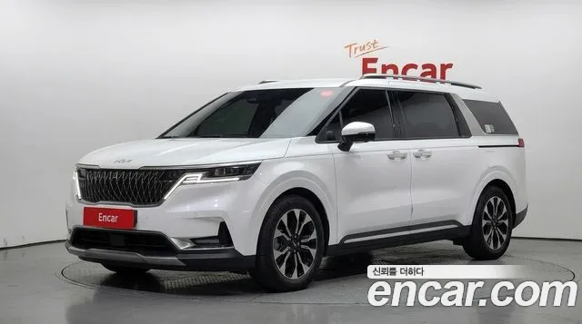 Kia Carnival — экстерьер