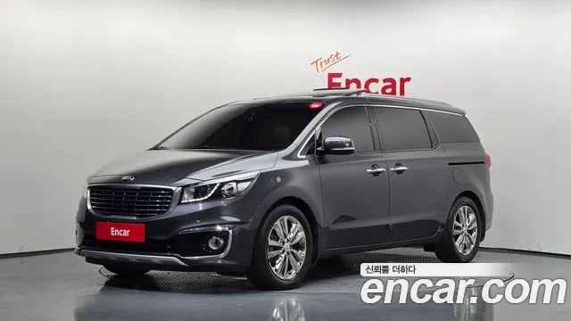 Kia Carnival — экстерьер