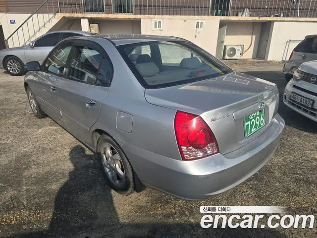 Hyundai Elantra — интерьер