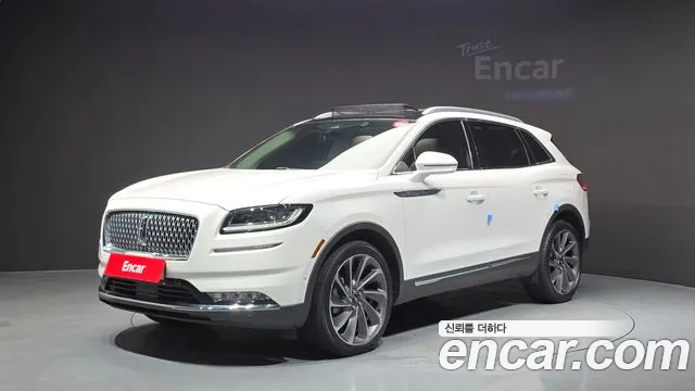 Lincoln Nautilus — экстерьер
