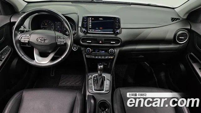 Hyundai Kona — интерьер