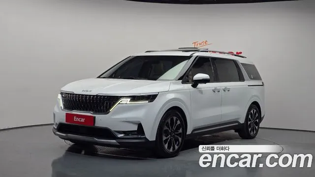 Kia Carnival — экстерьер