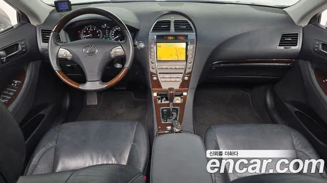 Lexus ES — интерьер