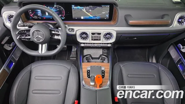 Mercedes-Benz G-класс — интерьер