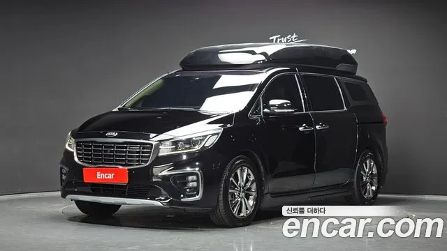 Kia Carnival — экстерьер