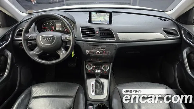 Audi Q3 — интерьер