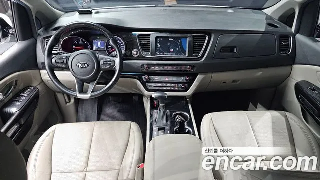 Kia Carnival — интерьер