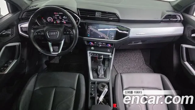 Audi Q3 — интерьер