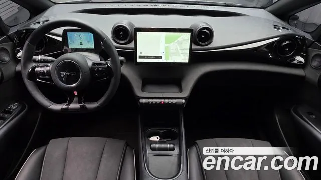 BYD Dolphin — интерьер