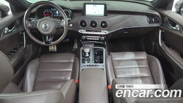 Kia Stinger — интерьер