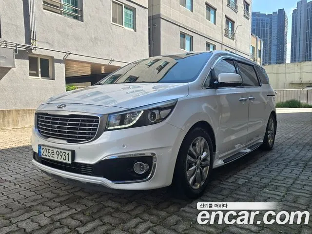Kia Carnival — экстерьер