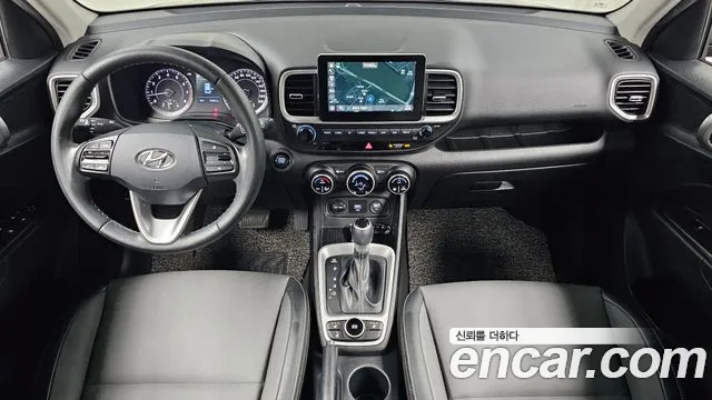 Hyundai Venue — интерьер