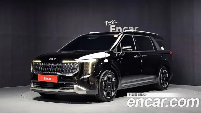 Kia Carnival — экстерьер