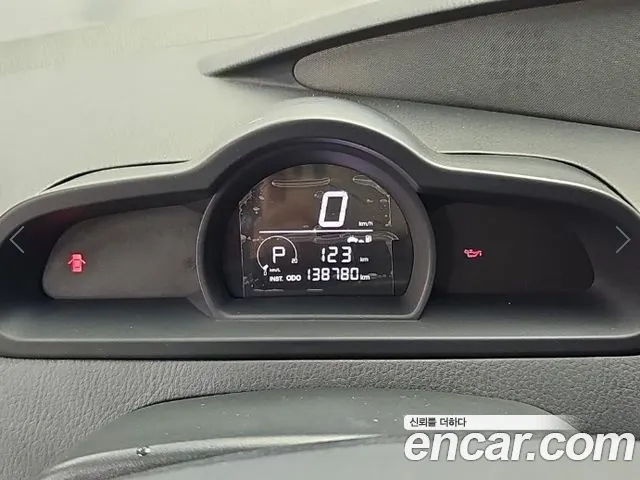 KG Mobility Korando — интерьер