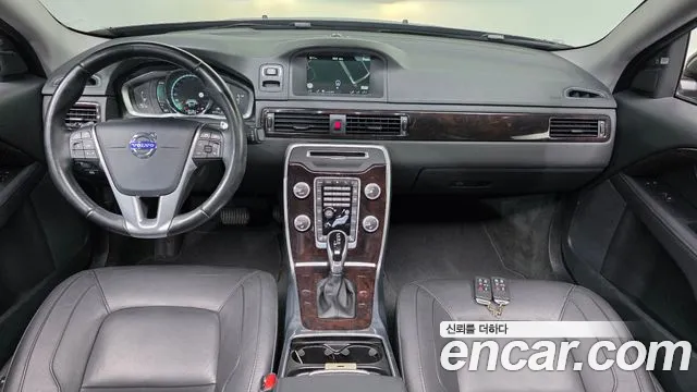 Volvo S80 — интерьер