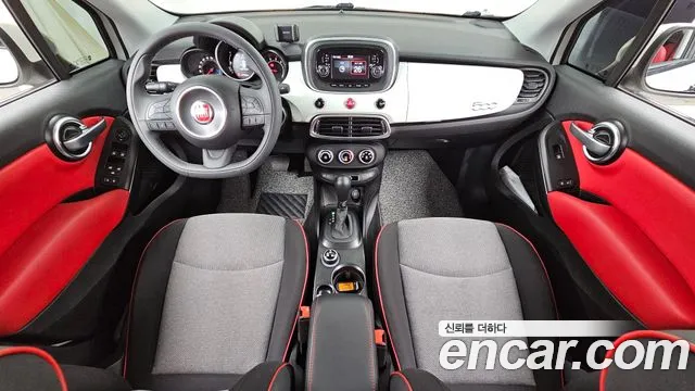 Fiat 500X — интерьер