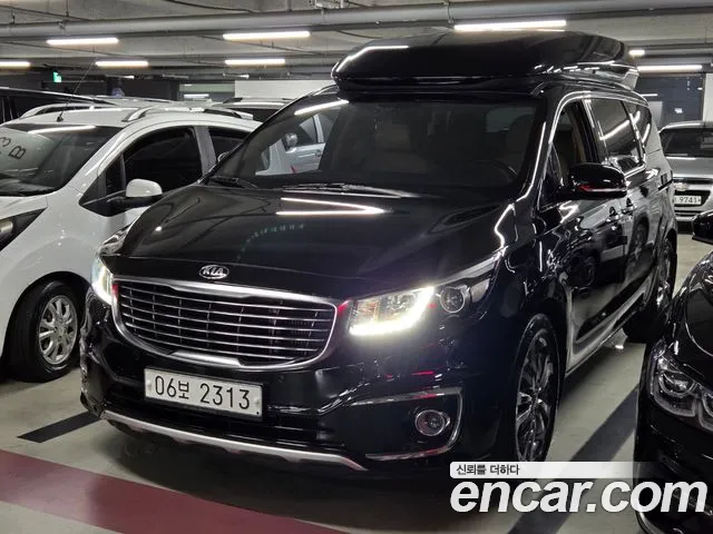 Kia Carnival — экстерьер