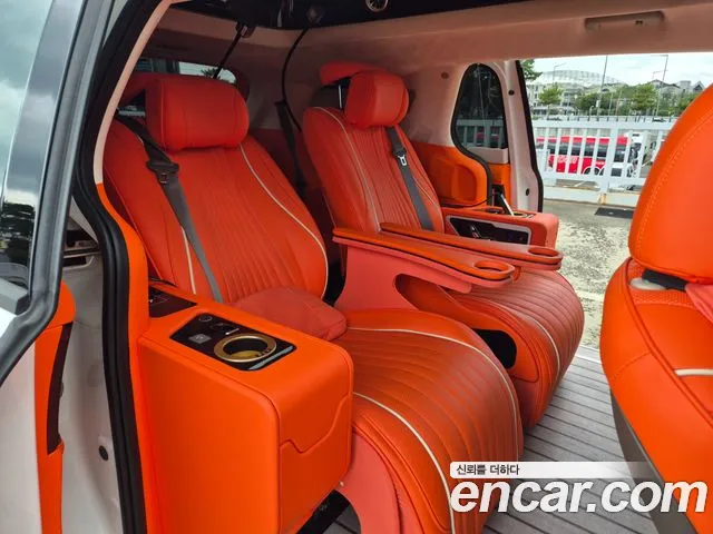 Kia Carnival — экстерьер