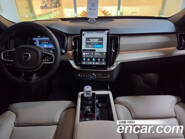Volvo XC90 — интерьер