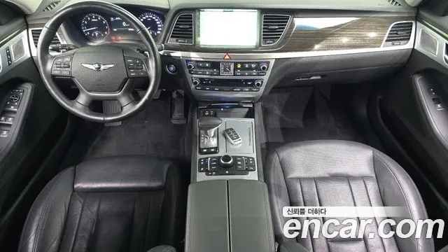 Genesis G80 — интерьер