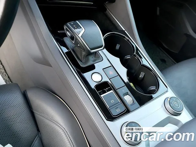 Volkswagen Touareg — интерьер