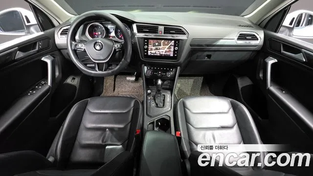 Volkswagen Tiguan — интерьер