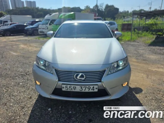 Lexus ES — экстерьер