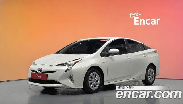 Toyota Prius — экстерьер