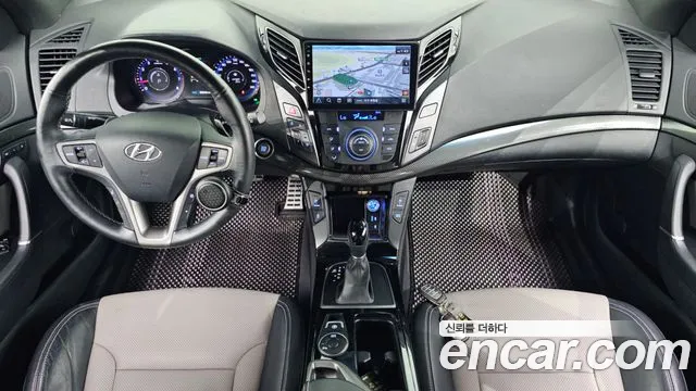 Hyundai i40 — интерьер