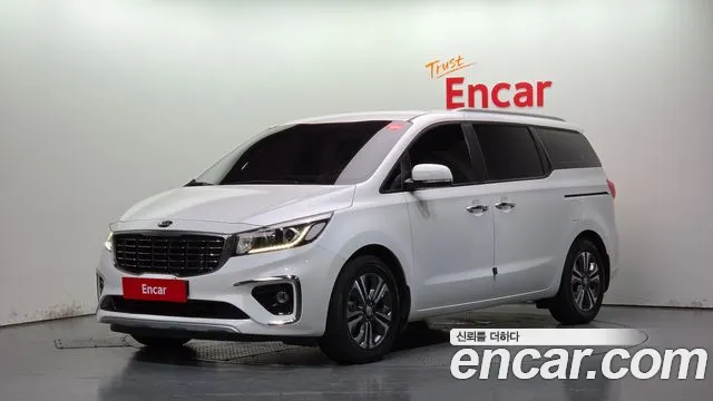 Kia Carnival — экстерьер
