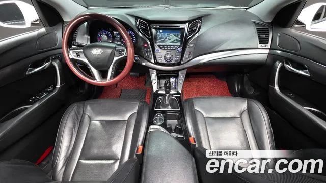 Hyundai i40 — интерьер